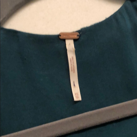 Dress - Picture 6 of 6